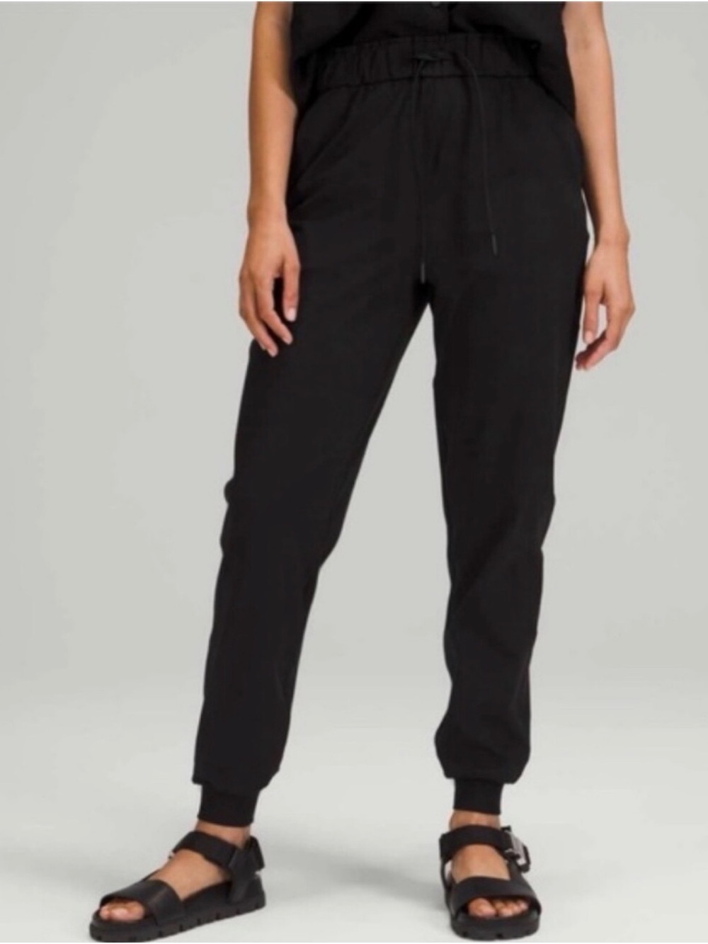Lululemon Stretch High-Rise Jogger Full Length Black Size 8